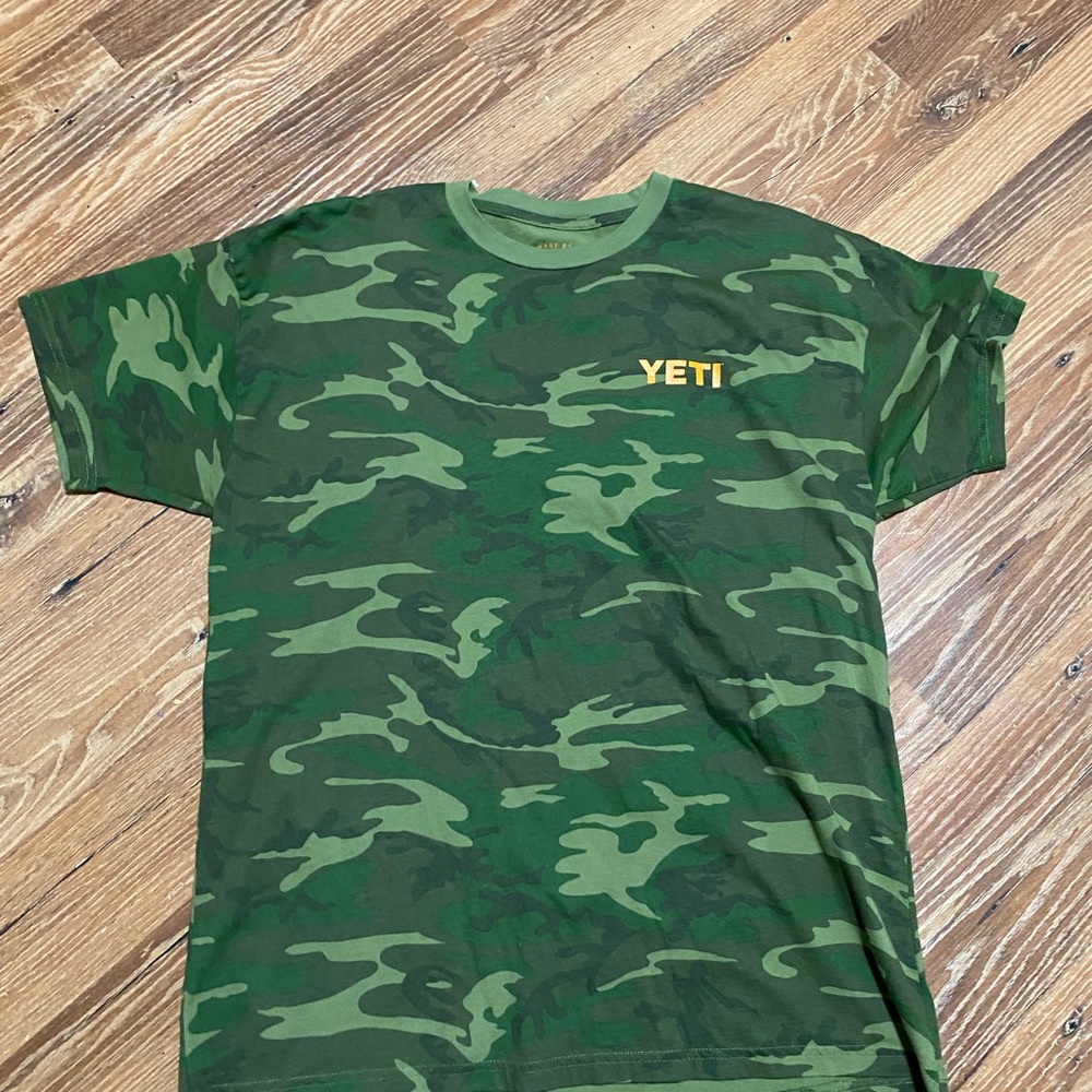 Men’s YETI camo t shirt